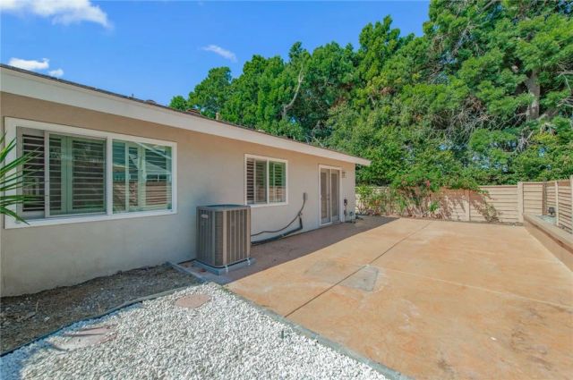 38 Cresthaven, Irvine, CA 92604