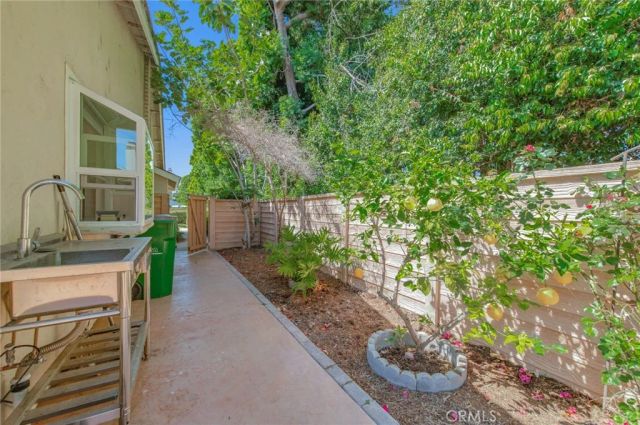 38 Cresthaven, Irvine, CA 92604