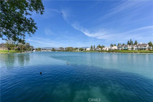 38 Cresthaven, Irvine, CA 92604