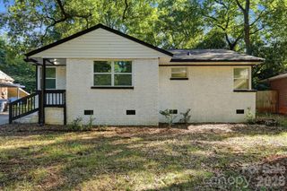 3300 Bonaire Drive, Charlotte, NC 28208