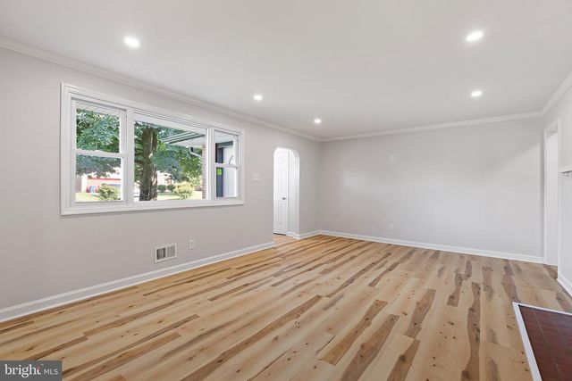 208 MENDELL PL, New Castle, DE 19720