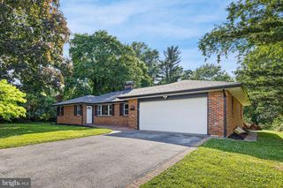 208 MENDELL PL, New Castle, DE 19720