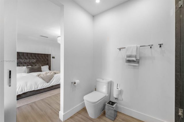 15818 SW 97th Ter, Miami, FL 33196