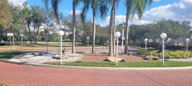 12400 Vista Isles Dr 1422, Sunrise, FL 33325