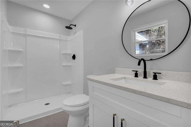 6807 Shangrila Way, Riverdale, GA 30296