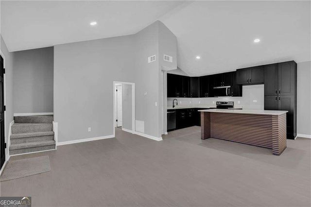 6807 Shangrila Way, Riverdale, GA 30296