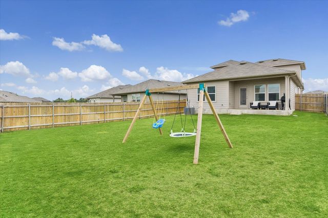 19300 Bear Grass DR, Elgin, TX 78621