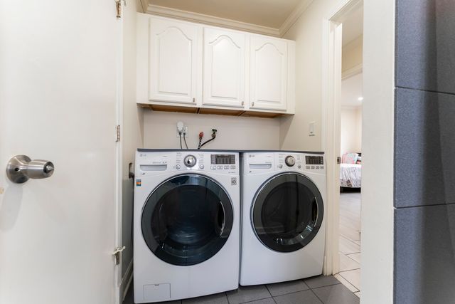 216 W Jeffery Avenue, Wheeling, IL 60090