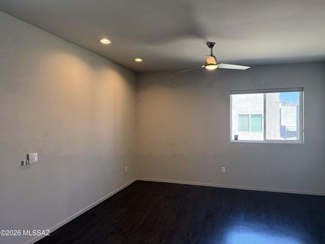 864 E Park Modern Drive, Tucson, AZ 85719