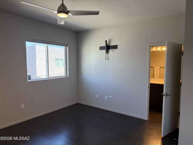864 E Park Modern Drive, Tucson, AZ 85719