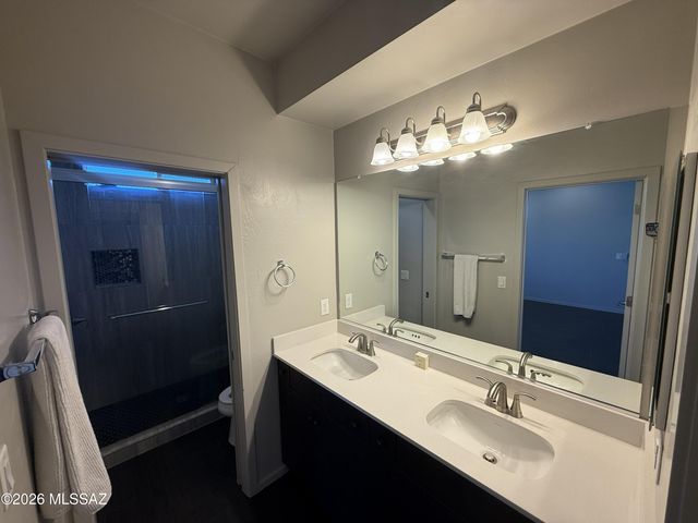 864 E Park Modern Drive, Tucson, AZ 85719