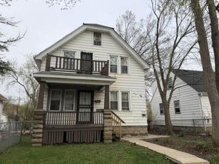 4714 N 35th STREET, Milwaukee, WI 53209