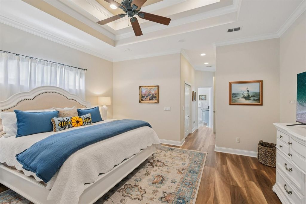 Image 24 of property listing at 101 LONGVIEW WAY N, Palm Coast, FL 32137