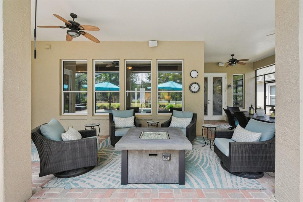 Image 36 of property listing at 101 LONGVIEW WAY N, Palm Coast, FL 32137