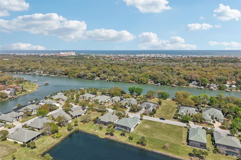 Image 47 of property listing at 101 LONGVIEW WAY N, Palm Coast, FL 32137