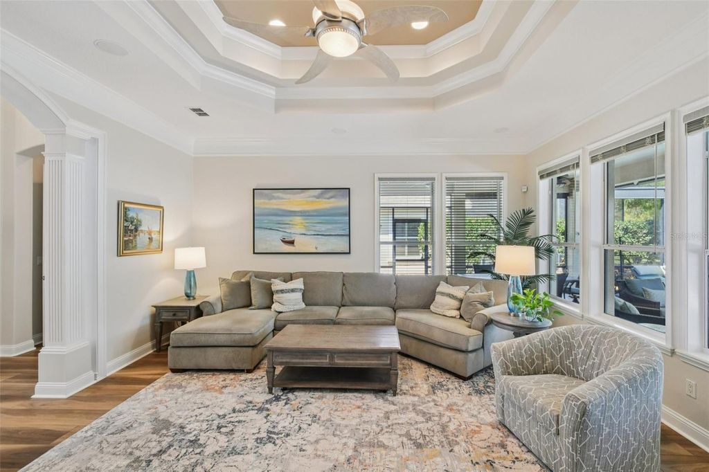 Image 10 of property listing at 101 LONGVIEW WAY N, Palm Coast, FL 32137