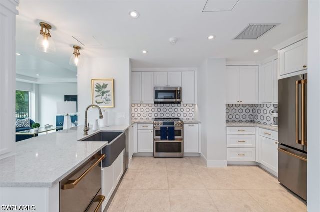 2170 Gulf Shore BLVD N 41E, Naples, FL 34102