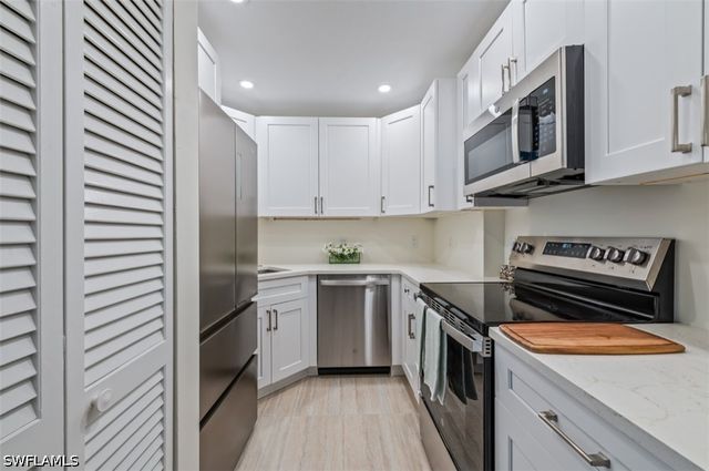 2170 Gulf Shore BLVD N 41E, Naples, FL 34102