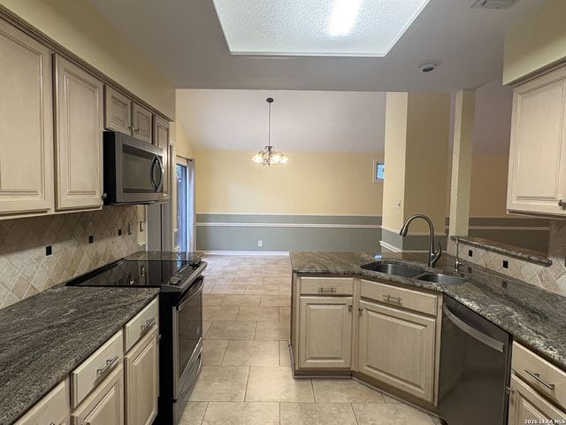 3170 Morning Creek, San Antonio, TX 78247