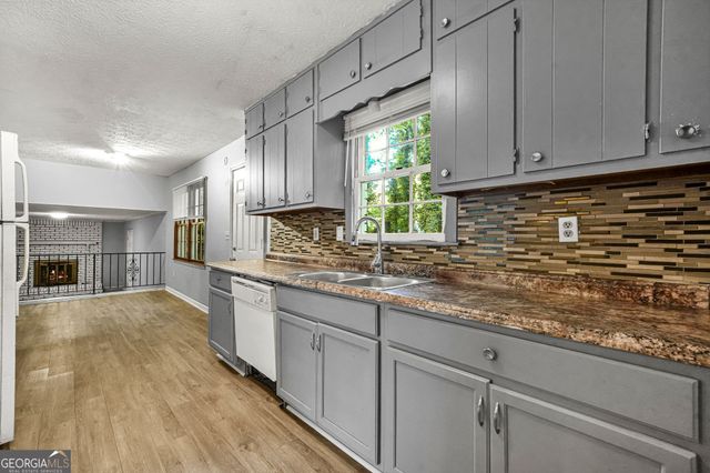 298 W Wind Drive SW, Lilburn, GA 30047