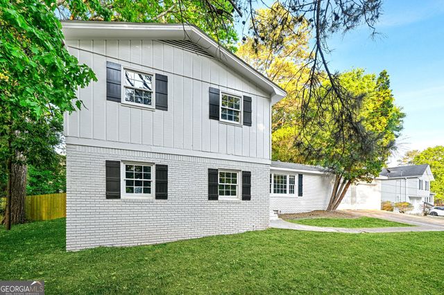 298 W Wind Drive SW, Lilburn, GA 30047