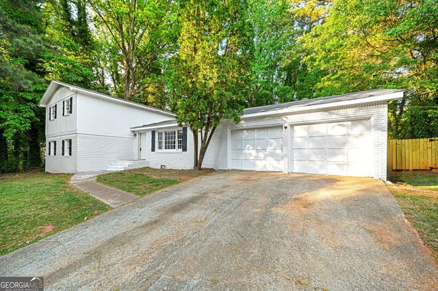 298 W Wind Drive SW, Lilburn, GA 30047