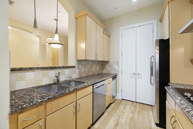 2600 Hillsboro Pike Apt 204, Nashville, TN 37212