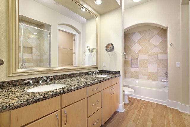 2600 Hillsboro Pike Apt 204, Nashville, TN 37212