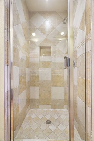 2600 Hillsboro Pike Apt 204, Nashville, TN 37212