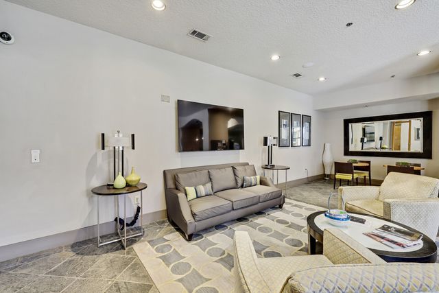 2600 Hillsboro Pike Apt 204, Nashville, TN 37212