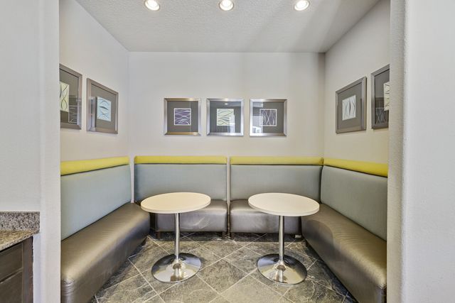 2600 Hillsboro Pike Apt 204, Nashville, TN 37212