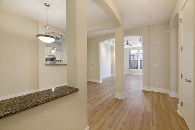 2600 Hillsboro Pike Apt 204, Nashville, TN 37212