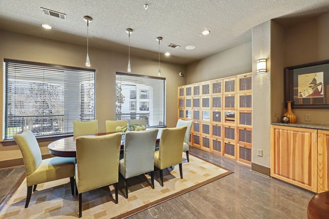 2600 Hillsboro Pike Apt 204, Nashville, TN 37212