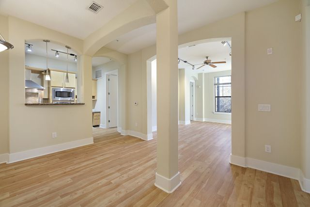 2600 Hillsboro Pike Apt 204, Nashville, TN 37212