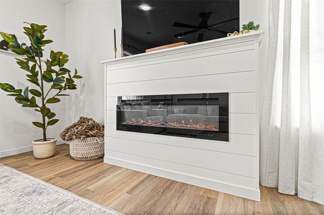 4675 Herbert Hoover Highway SE C, Iowa City, IA 52240