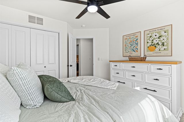 4675 Herbert Hoover Highway SE C, Iowa City, IA 52240