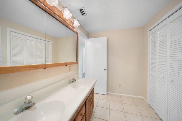 1931 BAYSHORE DRIVE, Englewood, FL 34223