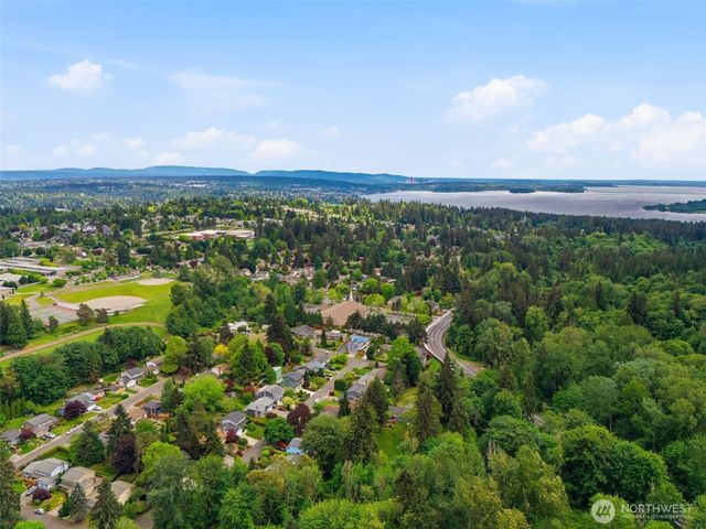 7801 NE 133rd Place, Kirkland, WA 98034