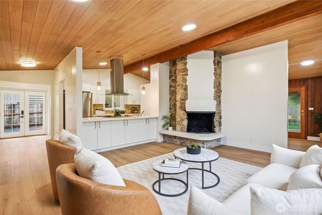 7801 NE 133rd Place, Kirkland, WA 98034