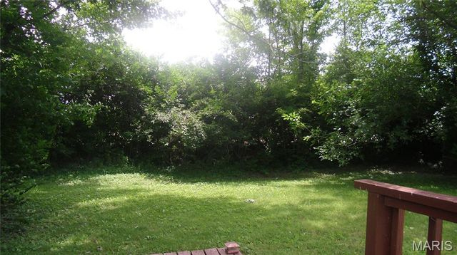 3212 West Boulevard, Belleville, IL 62221