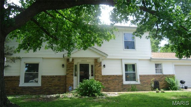 3212 West Boulevard, Belleville, IL 62221