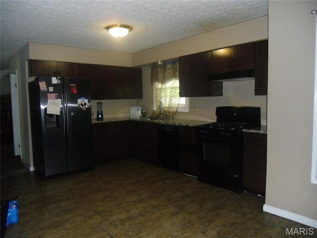 3212 West Boulevard, Belleville, IL 62221