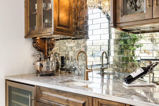 1083 E Chardie Rd, Boise, ID 83702