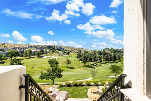 1083 E Chardie Rd, Boise, ID 83702