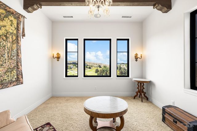 1083 E Chardie Rd, Boise, ID 83702