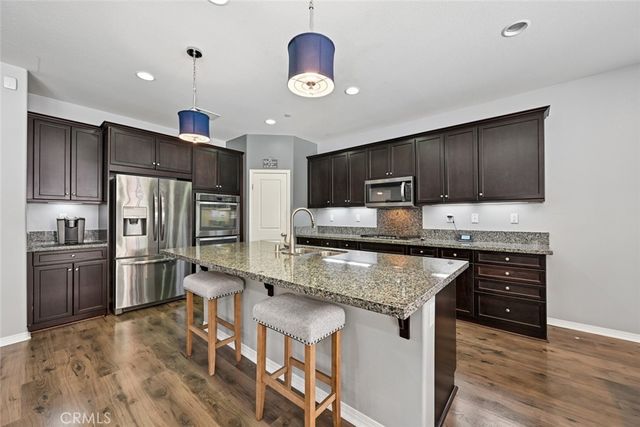 32502 Cherokee Rose Street, Winchester, CA 92596