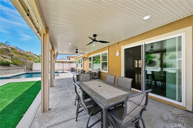 32502 Cherokee Rose Street, Winchester, CA 92596