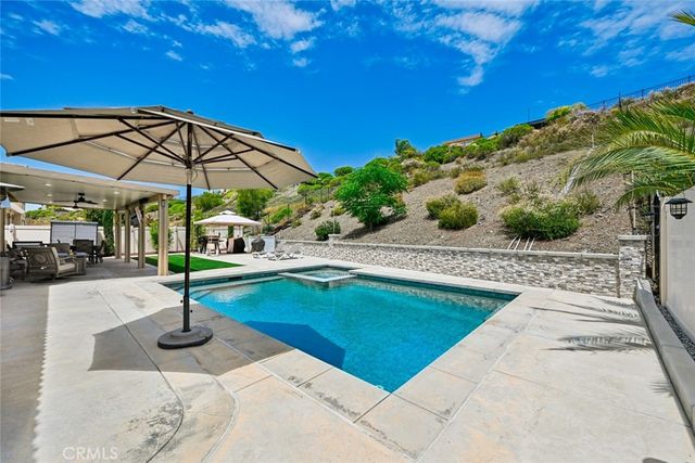 32502 Cherokee Rose Street, Winchester, CA 92596
