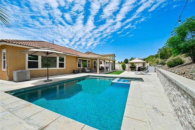 32502 Cherokee Rose Street, Winchester, CA 92596