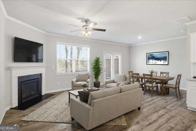 776 Woodstock Grove, Woodstock, GA 30188